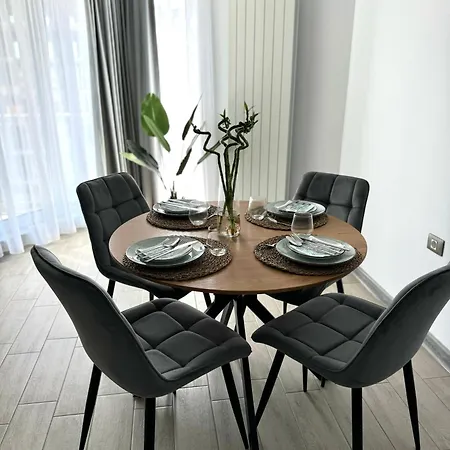 Sea Vibes 77, Alezzi Apartment